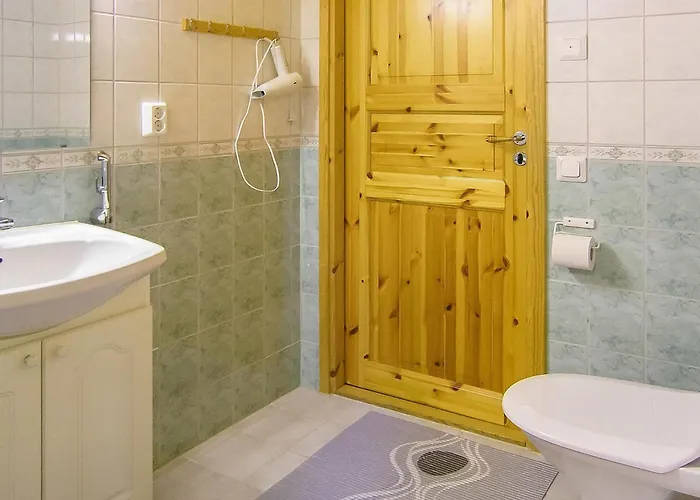 Ylaeneuvola Silta By Interhome *